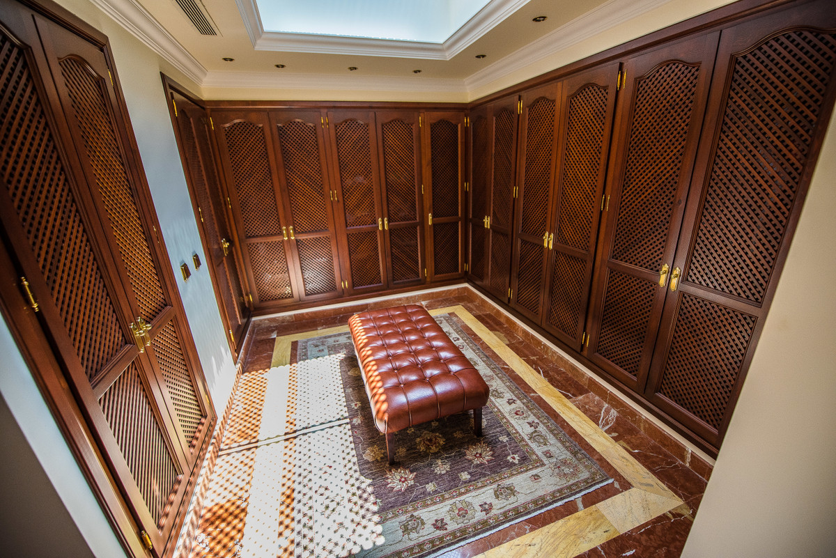 Se vende Villa - Chalet de 8 dormitorios en Costa Del Sol, Málaga, España