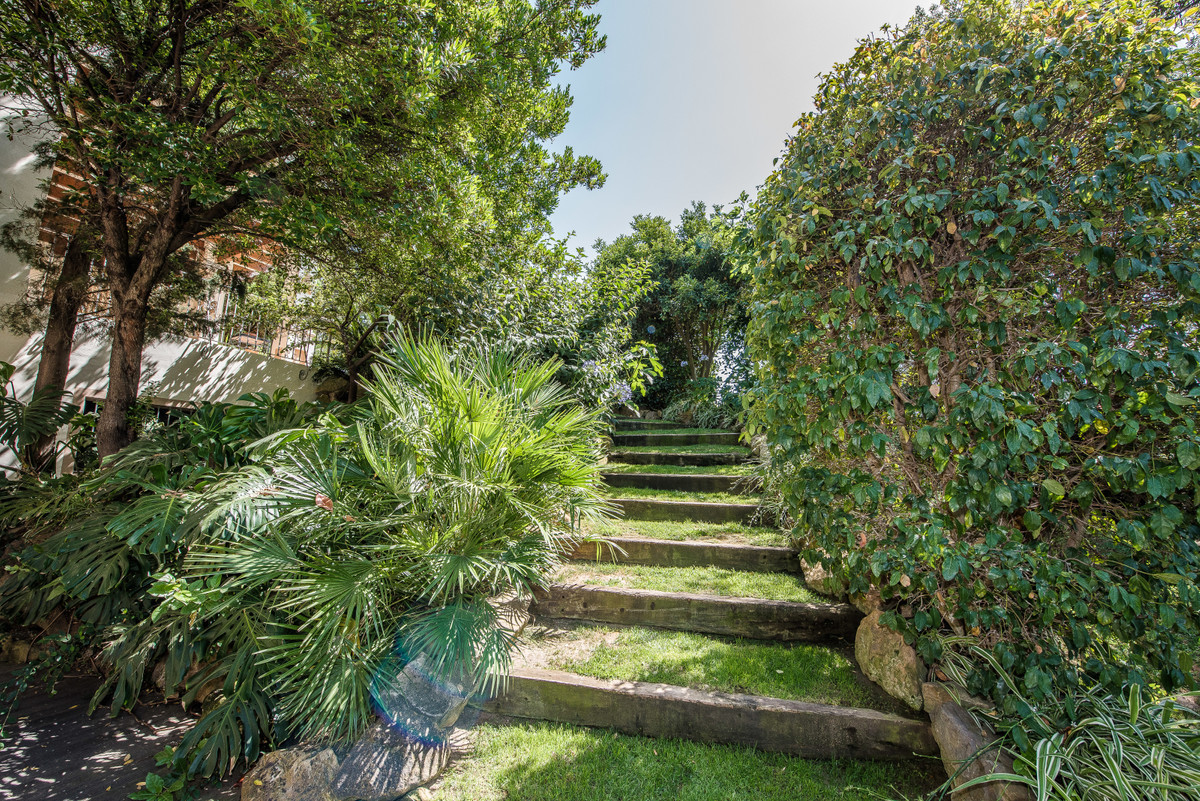 Se vende Villa - Chalet de 8 dormitorios en Costa Del Sol, Málaga, España