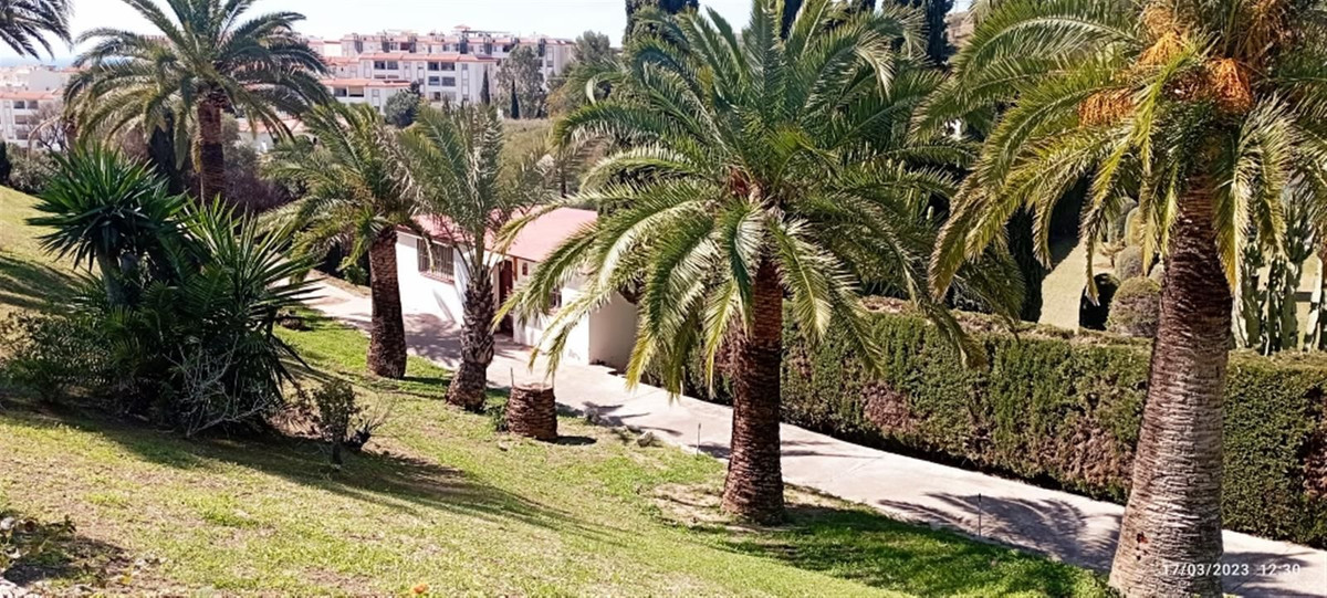 7 Bed Townhouse for sale in Benalmadena Costa Costa Del Sol, Málaga, Spain