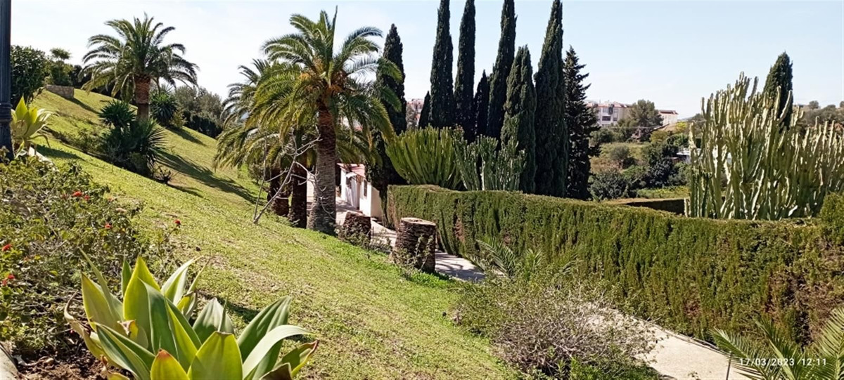 7 Bed Townhouse for sale in Benalmadena Costa Costa Del Sol, Málaga, Spain