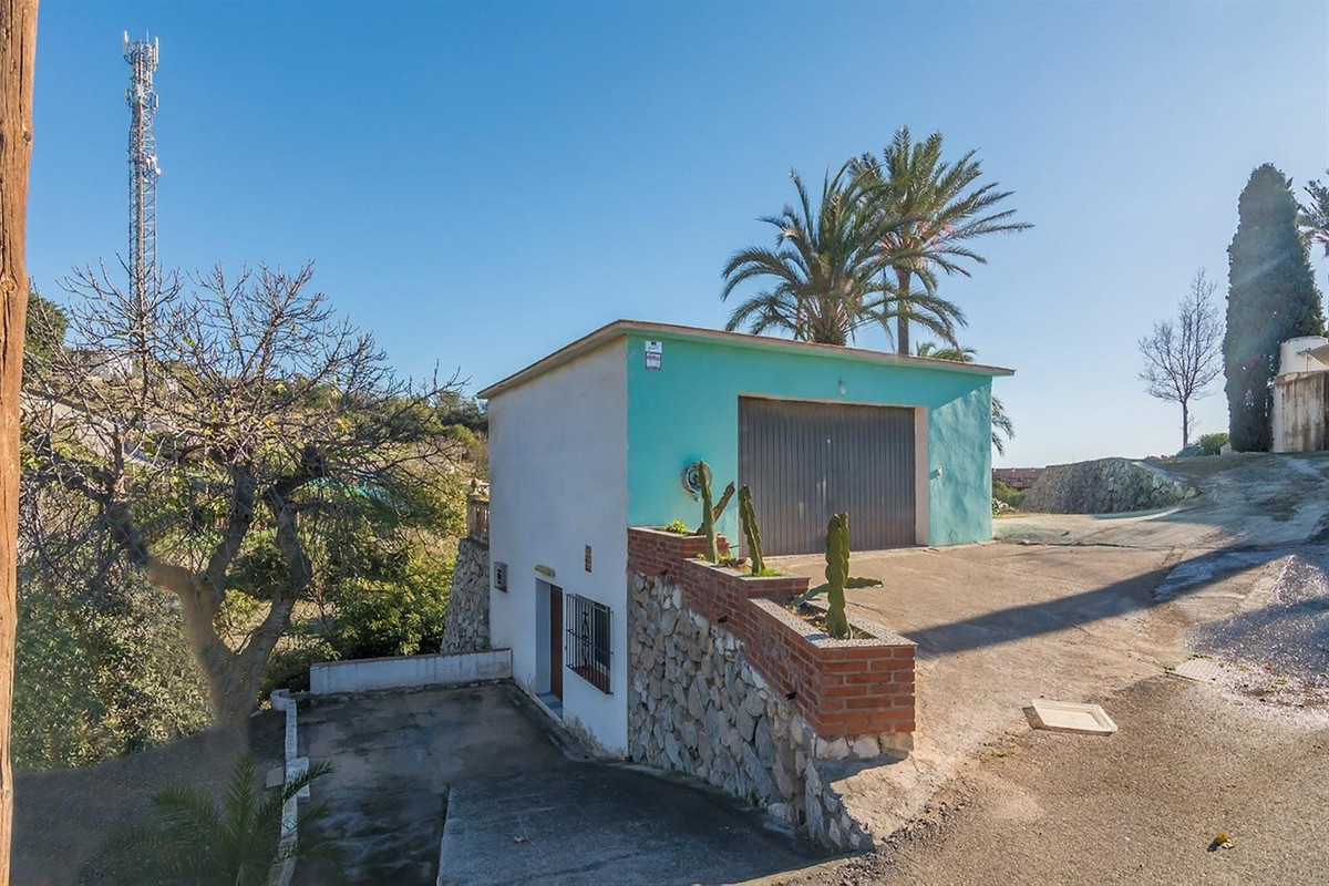 7 Bed Townhouse for sale in Benalmadena Costa Costa Del Sol, Málaga, Spain