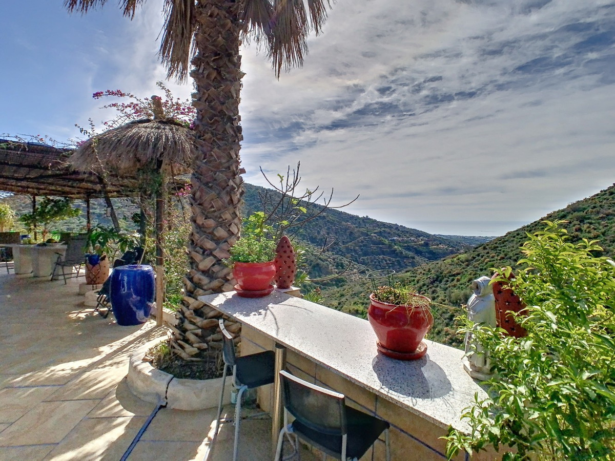 Se vende Villa - Chalet de 3 dormitorios en Costa Del Sol East, Málaga, España