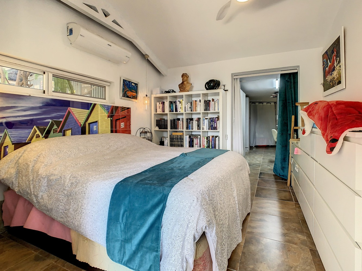 Se vende Villa - Chalet de 3 dormitorios en Costa Del Sol East, Málaga, España