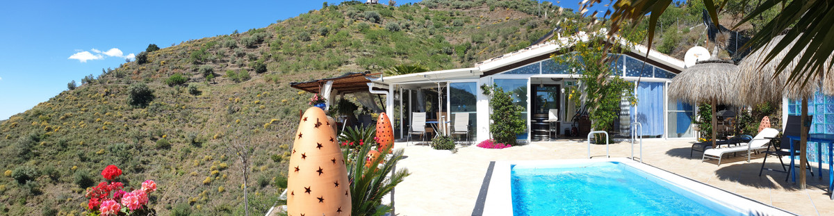 Se vende Villa - Chalet de 3 dormitorios en Costa Del Sol East, Málaga, España
