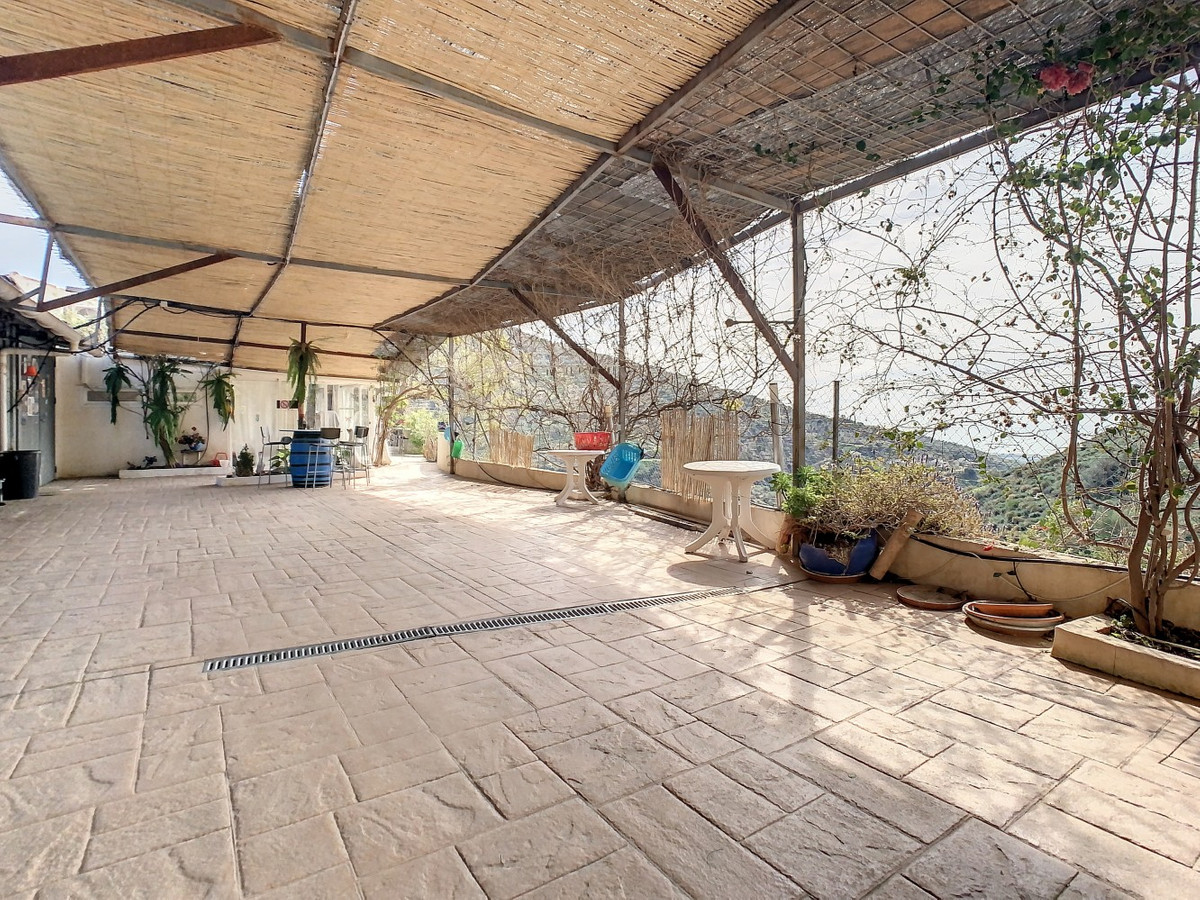 Se vende Villa - Chalet de 3 dormitorios en Costa Del Sol East, Málaga, España
