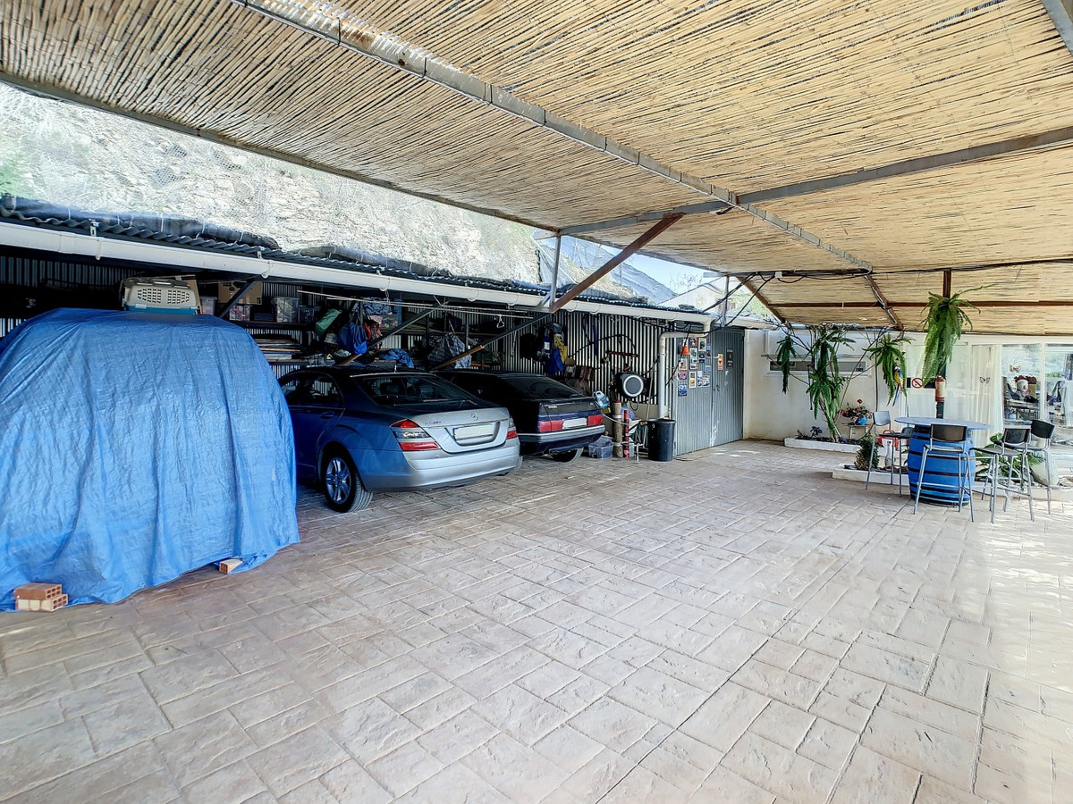 Se vende Villa - Chalet de 3 dormitorios en Costa Del Sol East, Málaga, España