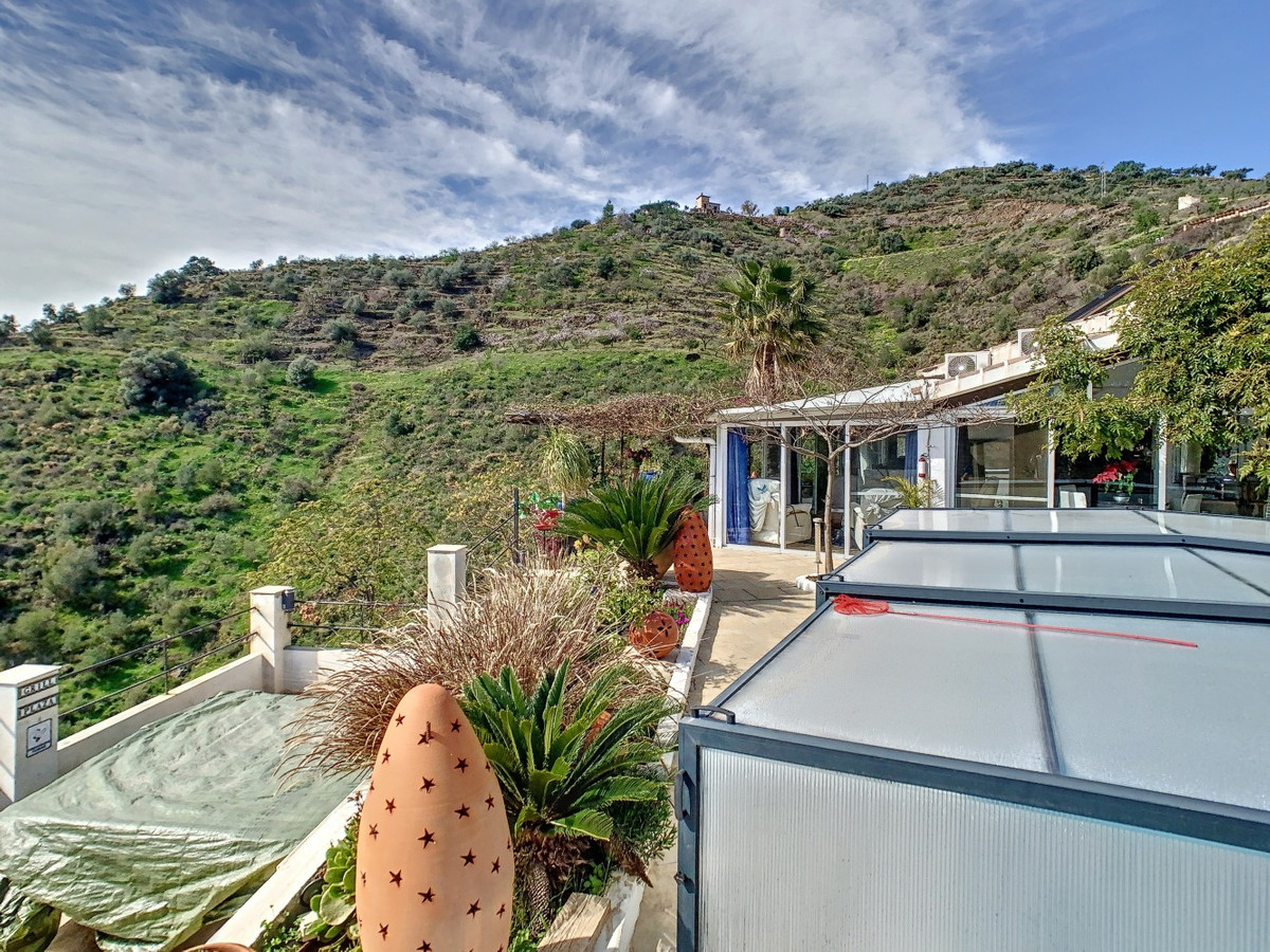 Se vende Villa - Chalet de 3 dormitorios en Costa Del Sol East, Málaga, España