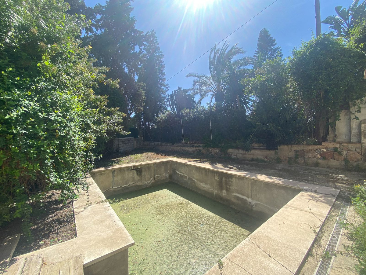 6 Bed Townhouse for sale in Nueva Andalucía Costa Del Sol, Málaga, Spain
