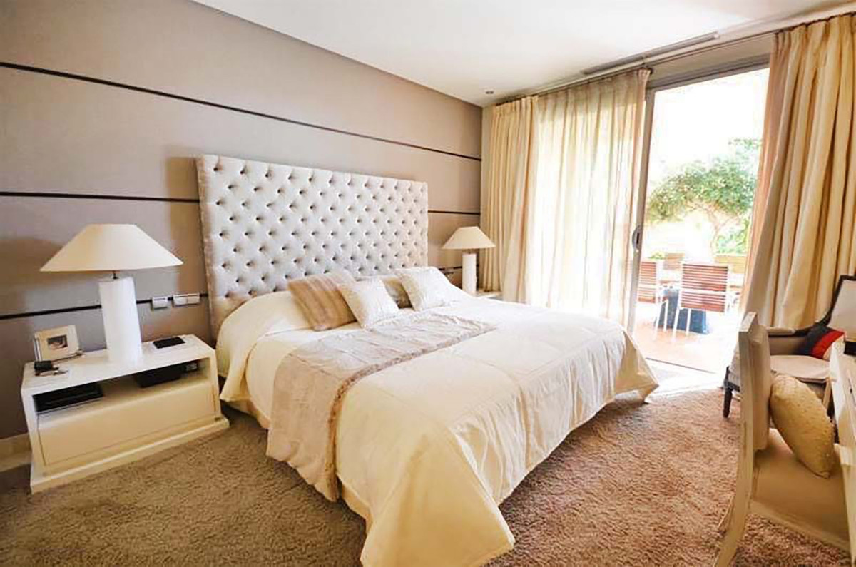 3 Bed Apartment for sale in Marbella Costa Del Sol, Málaga, Spain