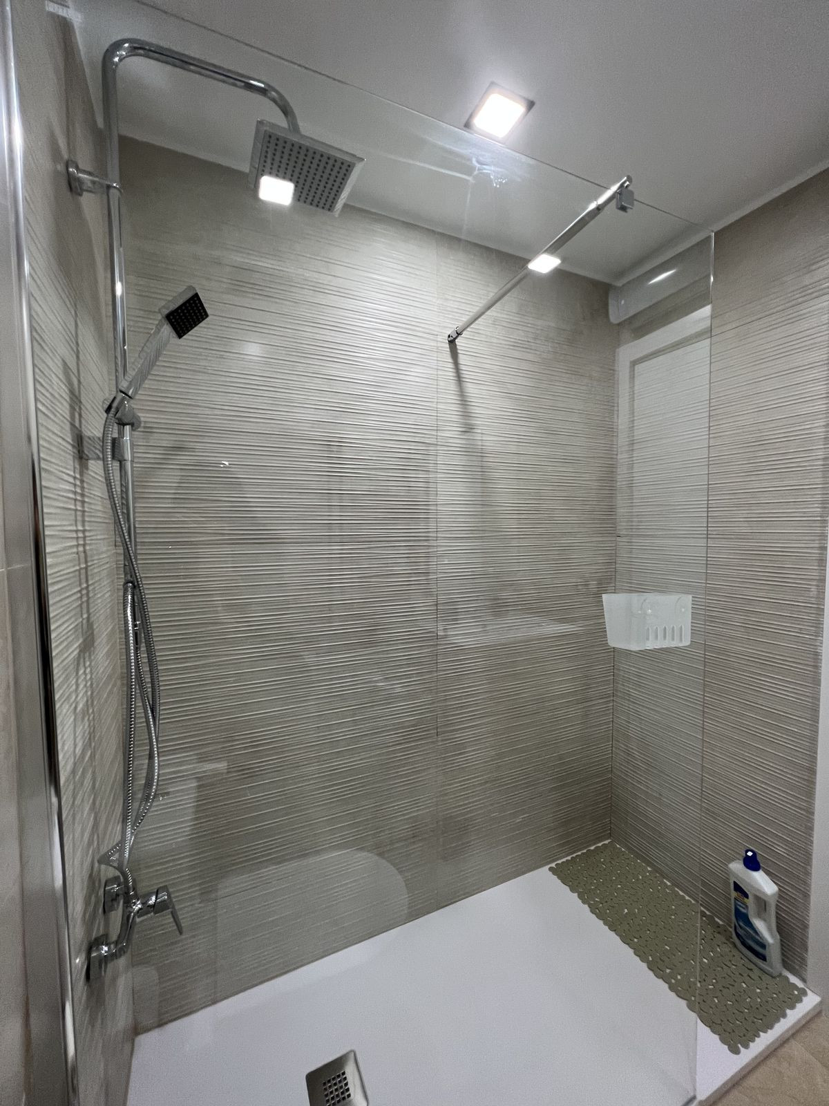 1 Bed Apartment for sale in Puerto De Cabopino Costa Del Sol, Málaga, Spain