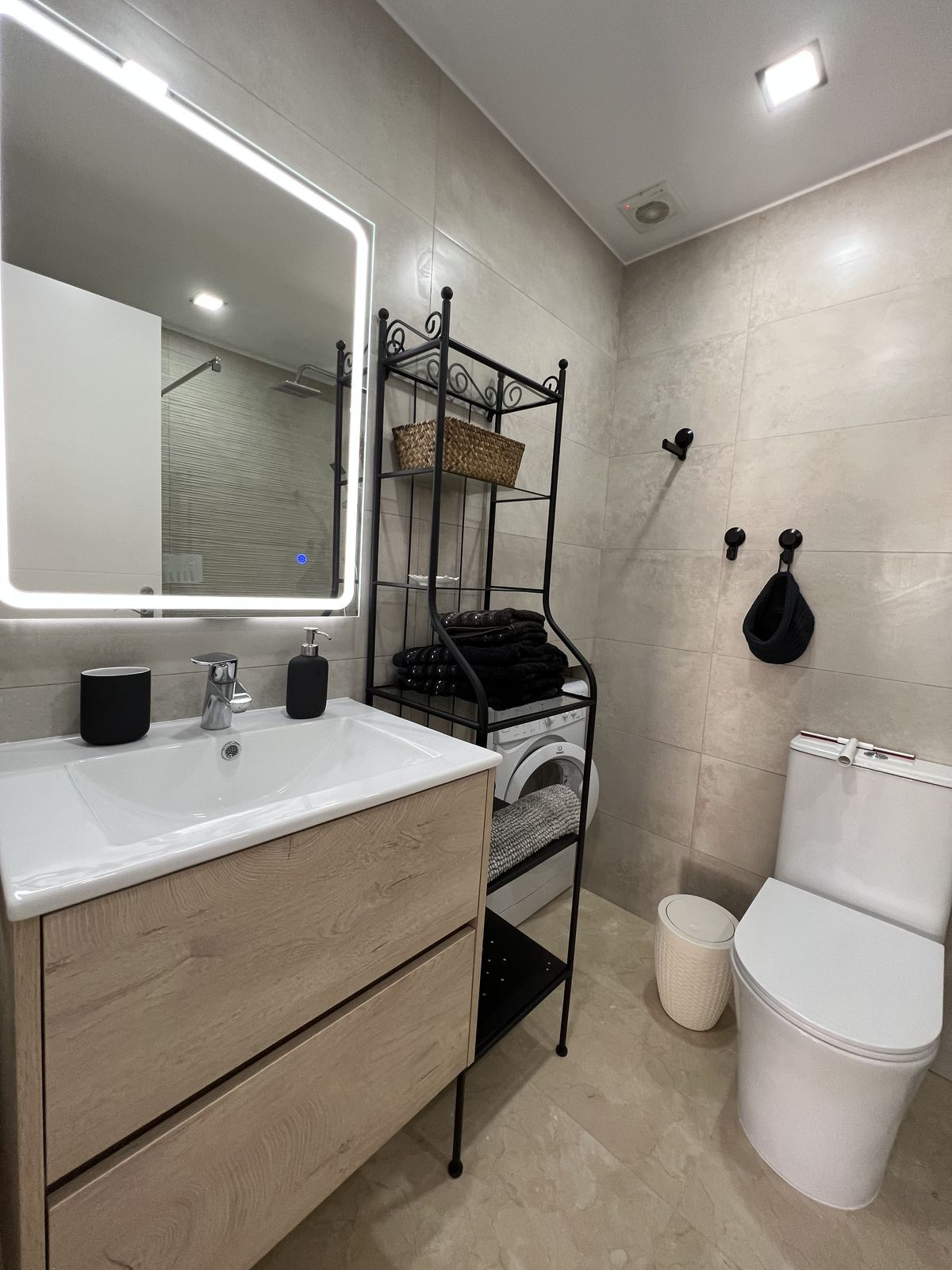1 Bed Apartment for sale in Puerto De Cabopino Costa Del Sol, Málaga, Spain