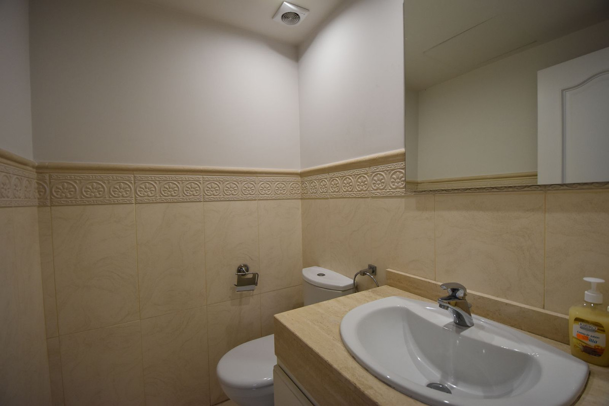 5 Bed Townhouse for sale in Marbella Costa Del Sol, Málaga, Spain