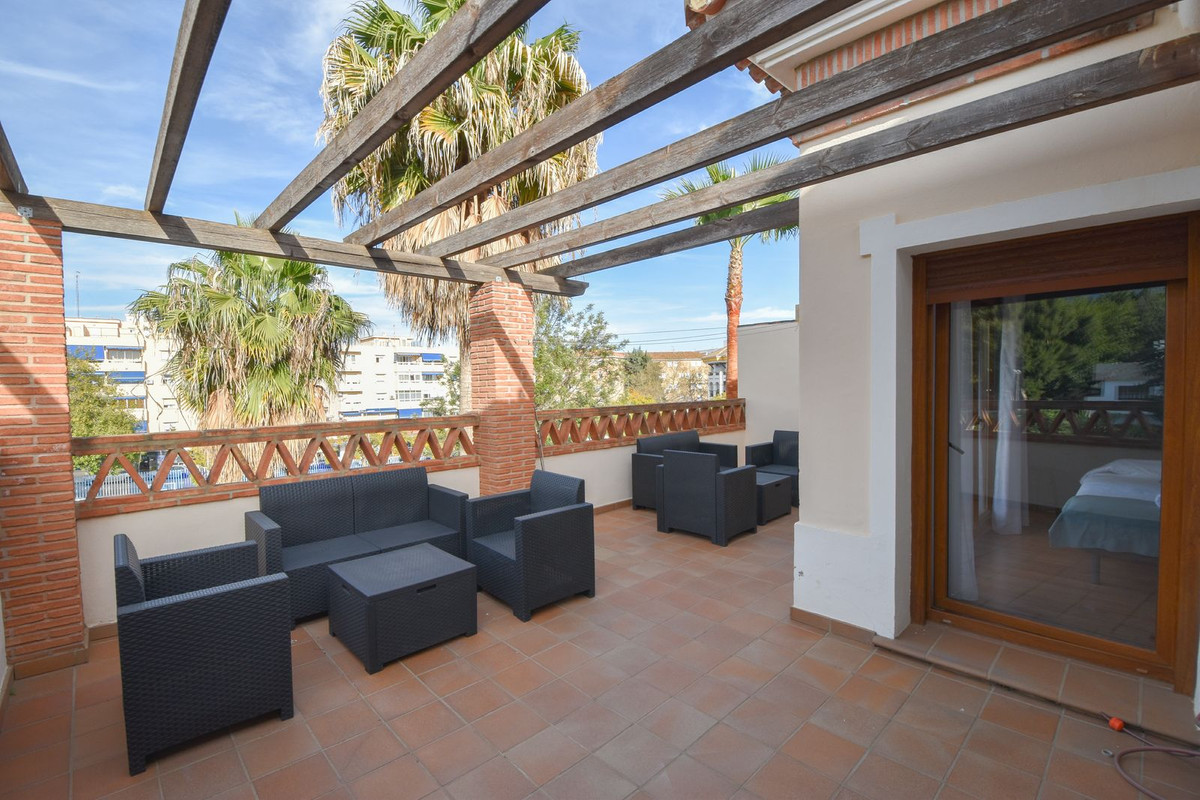 5 Bed Townhouse for sale in Marbella Costa Del Sol, Málaga, Spain