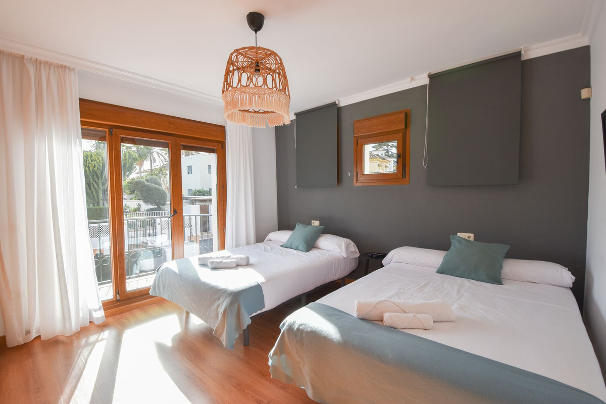 5 Bed Townhouse for sale in Marbella Costa Del Sol, Málaga, Spain