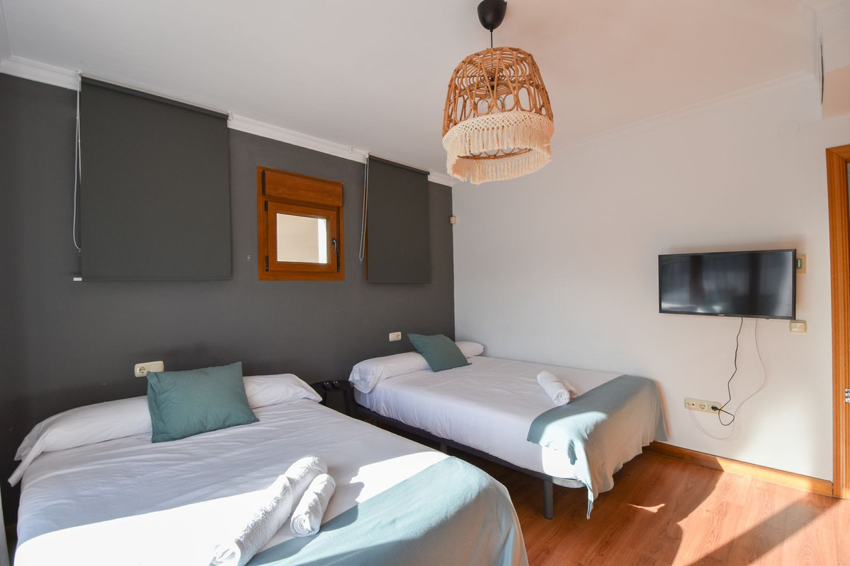5 Bed Townhouse for sale in Marbella Costa Del Sol, Málaga, Spain