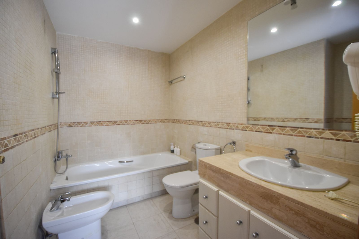 5 Bed Townhouse for sale in Marbella Costa Del Sol, Málaga, Spain