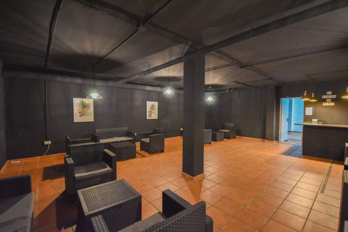 5 Bed Townhouse for sale in Marbella Costa Del Sol, Málaga, Spain