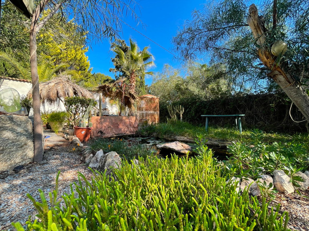Se vende Villa - Chalet de 5 dormitorios en Costa Blanca, Alicante, España