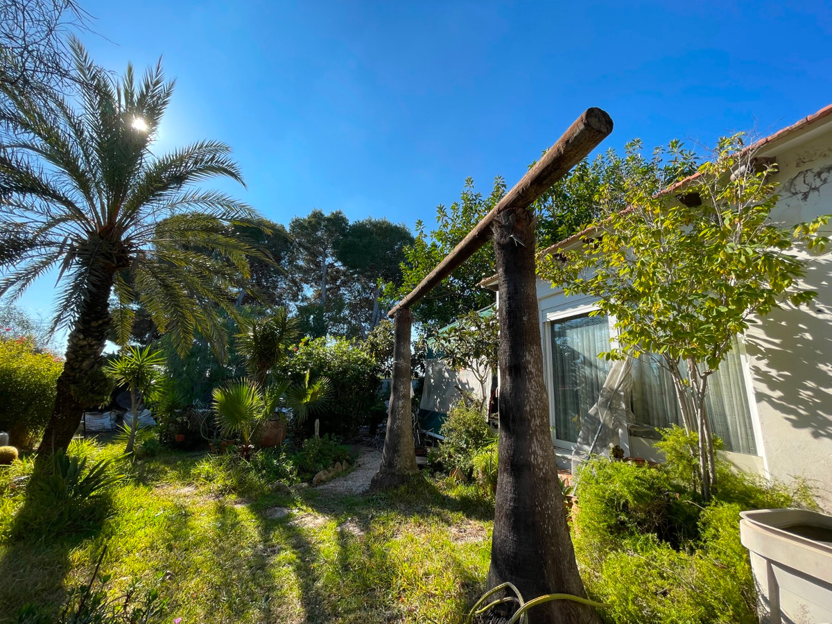 Se vende Villa - Chalet de 5 dormitorios en Costa Blanca, Alicante, España