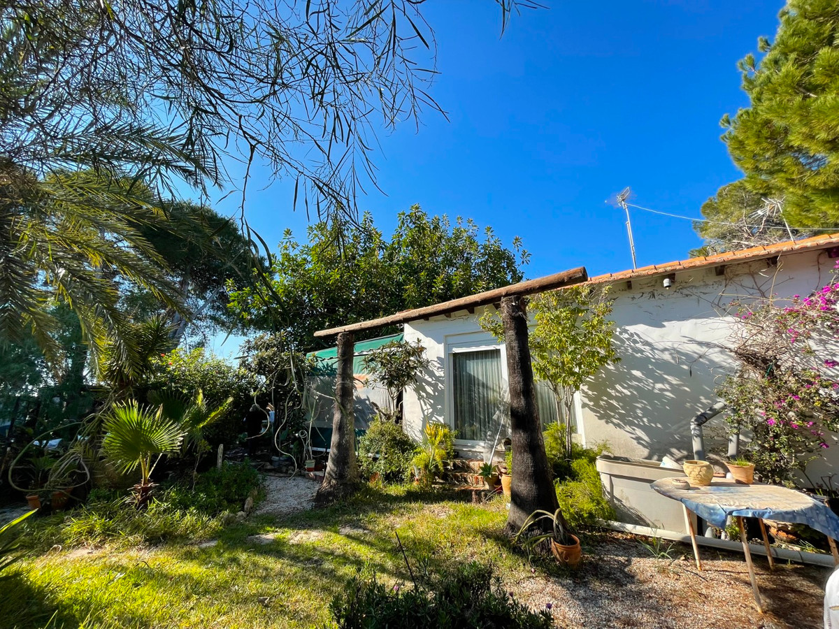Se vende Villa - Chalet de 5 dormitorios en Costa Blanca, Alicante, España