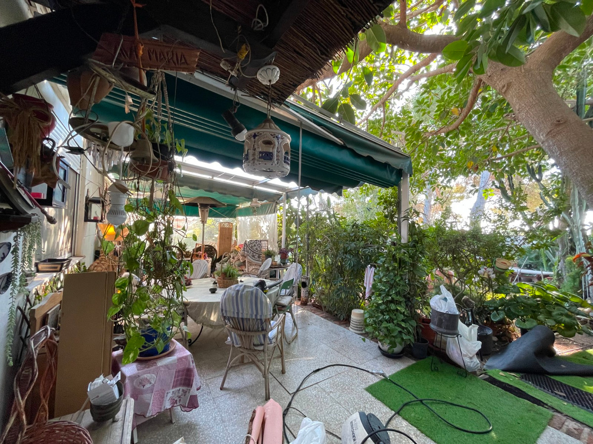 Se vende Villa - Chalet de 5 dormitorios en Costa Blanca, Alicante, España