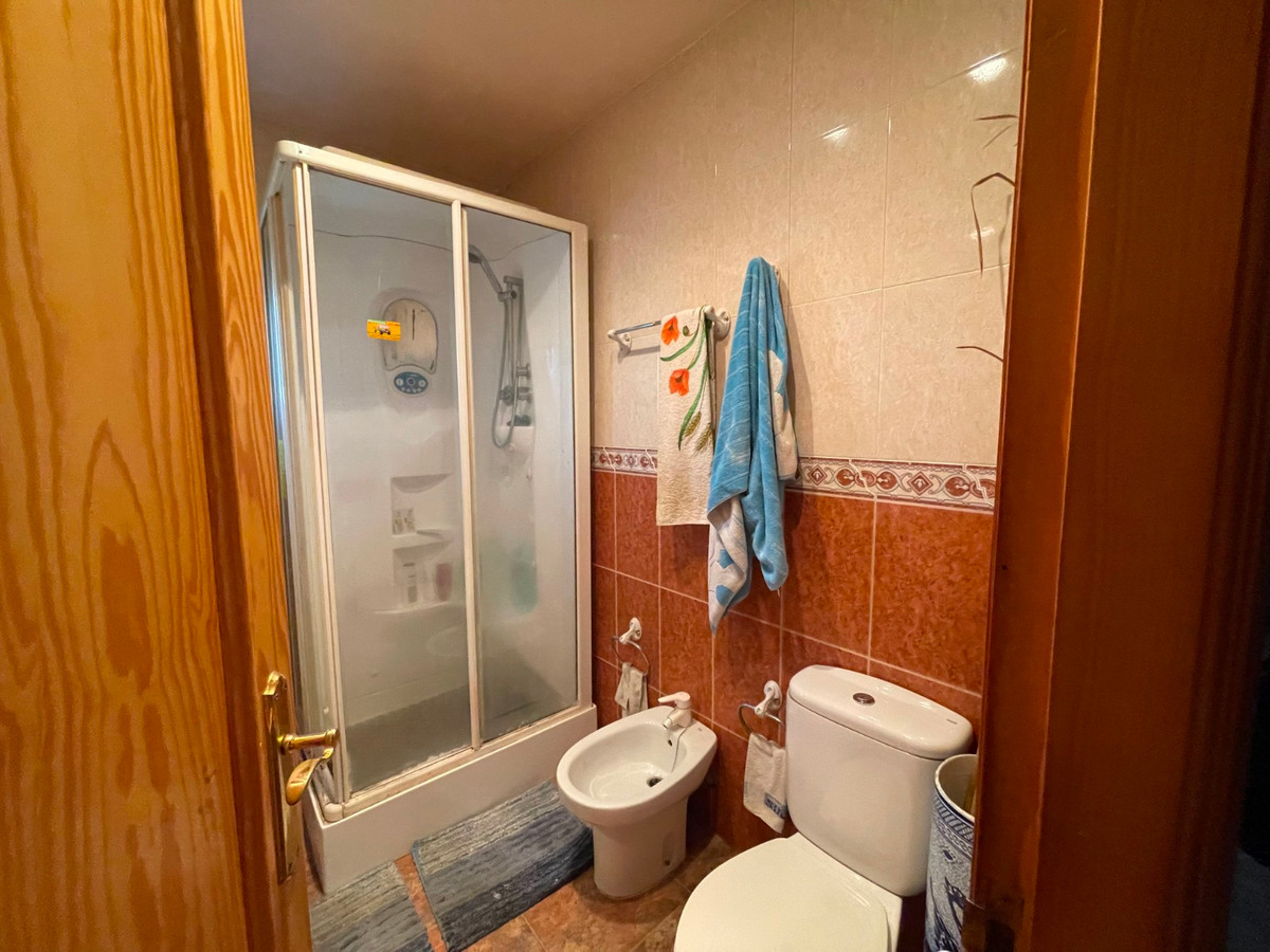 Se vende Villa - Chalet de 5 dormitorios en Costa Blanca, Alicante, España