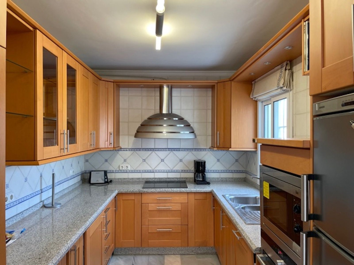 4 Bed Townhouse for sale in Nerja Costa Del Sol East, Málaga, Spain