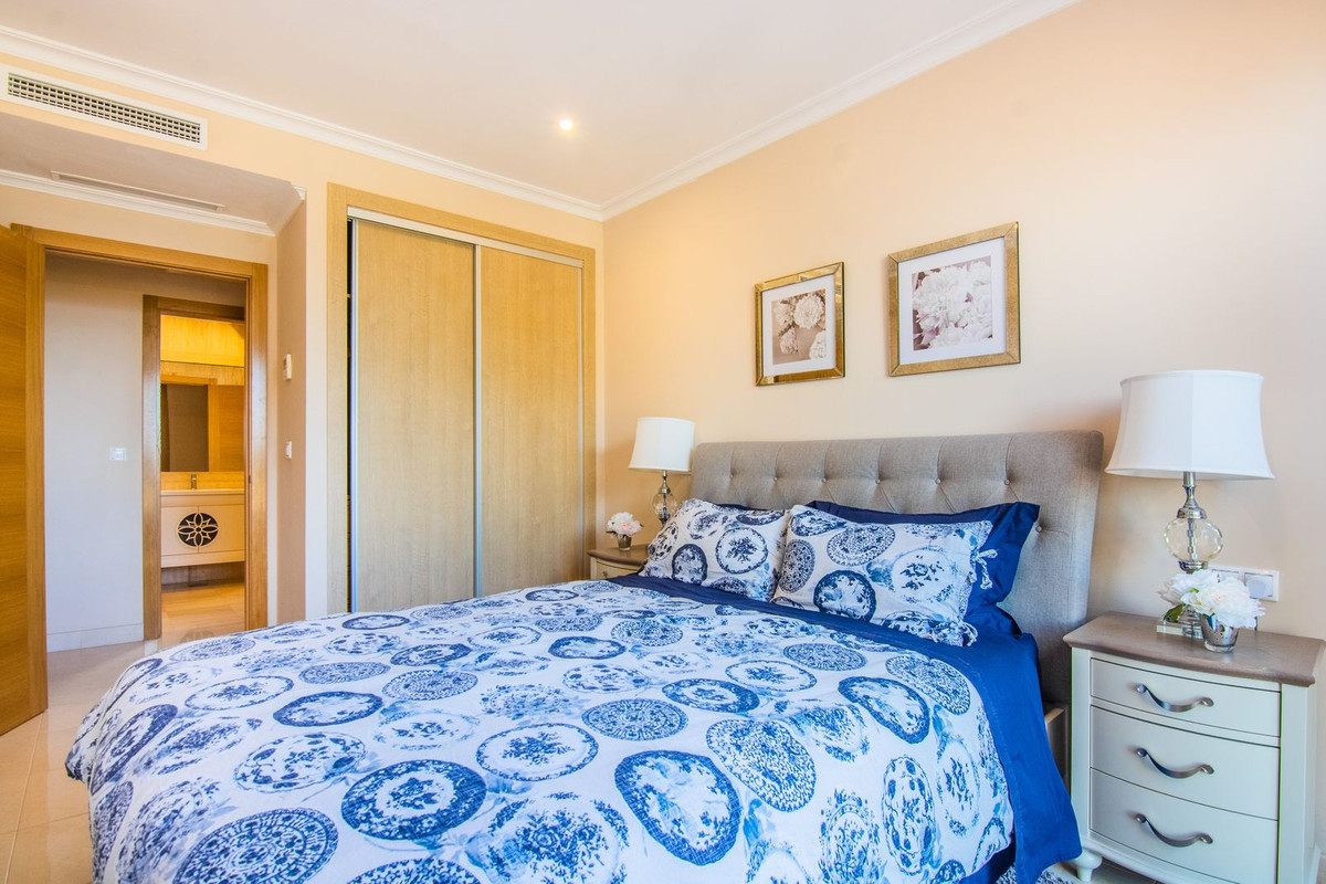 5 Bed Townhouse for sale in La Mairena Costa Del Sol, Málaga, Spain