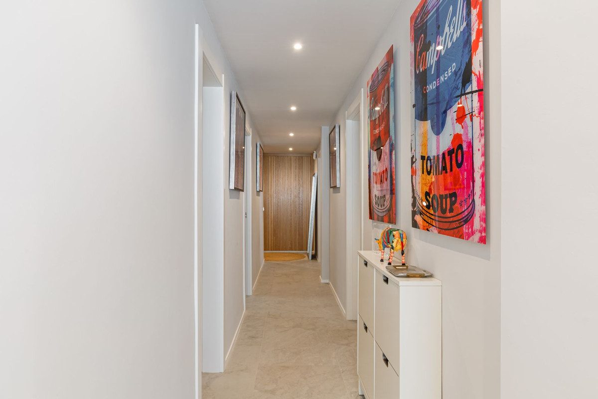 4 Bed Apartment for sale in Marbella Costa Del Sol, Málaga, Spain