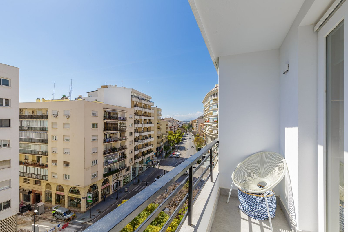 4 Bed Apartment for sale in Marbella Costa Del Sol, Málaga, Spain