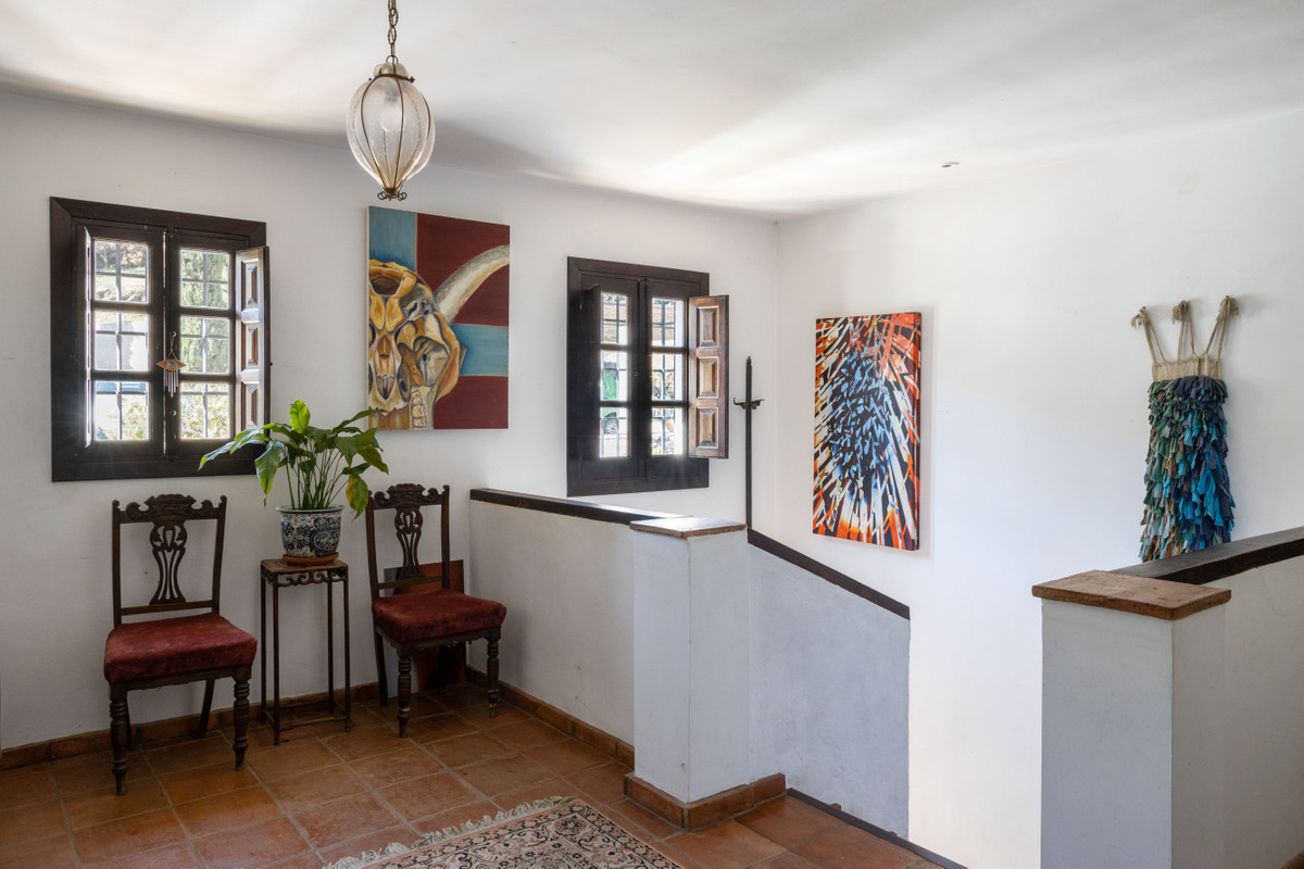 7 Bed Townhouse for sale in Torrox Costa Del Sol East, Málaga, Spain