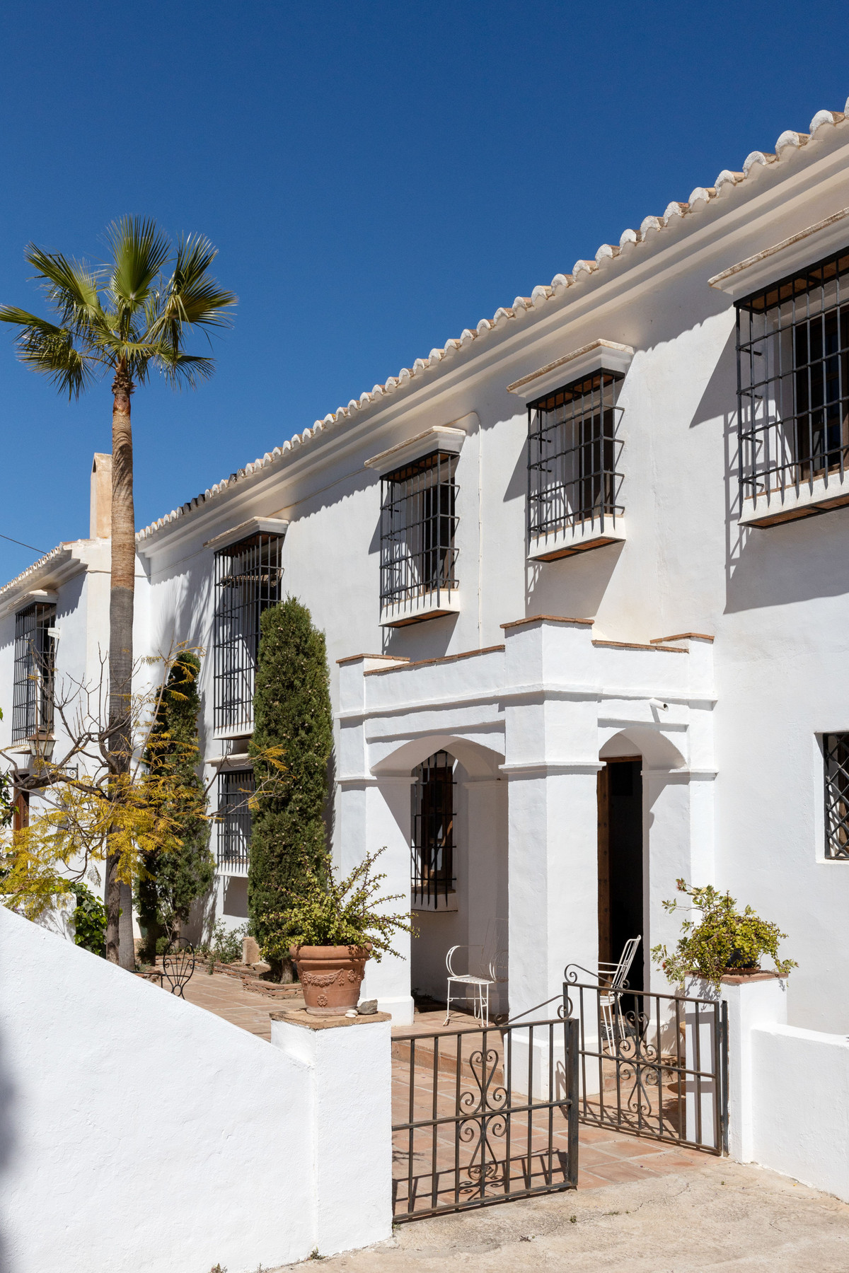 7 Bed Townhouse for sale in Torrox Costa Del Sol East, Málaga, Spain