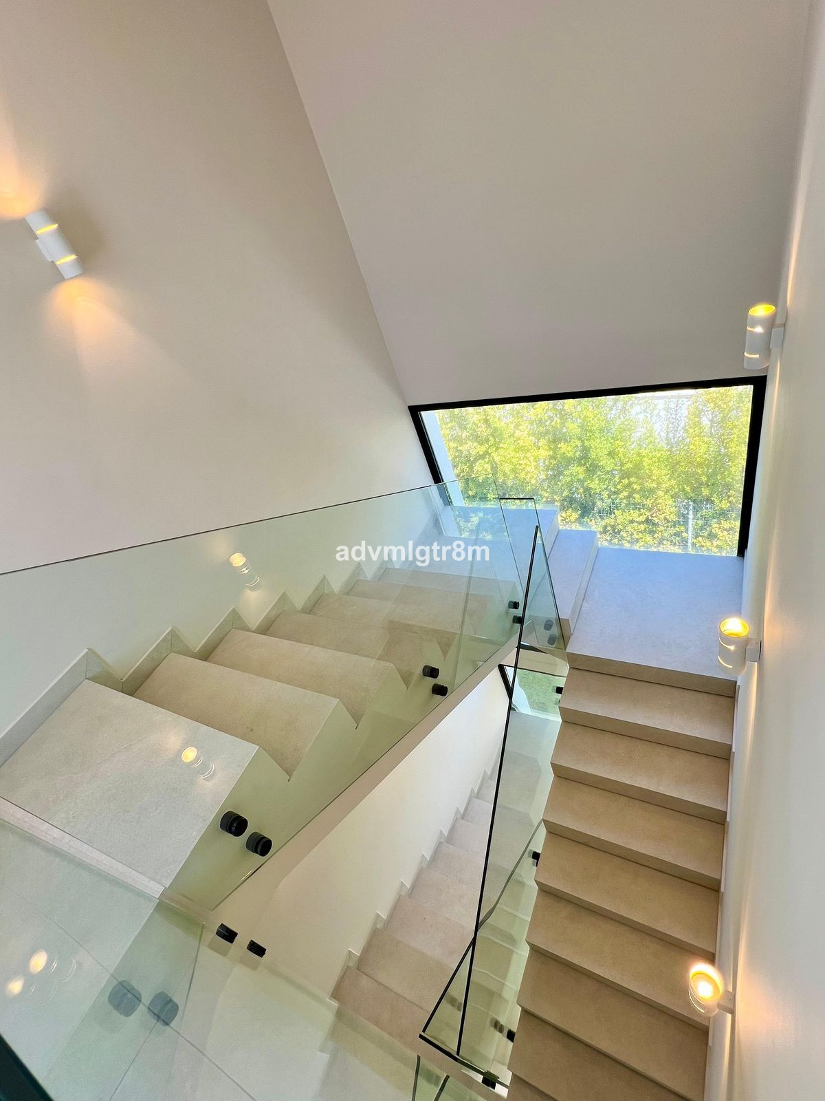 6 Bed Townhouse for sale in Elviria Costa Del Sol, Málaga, Spain