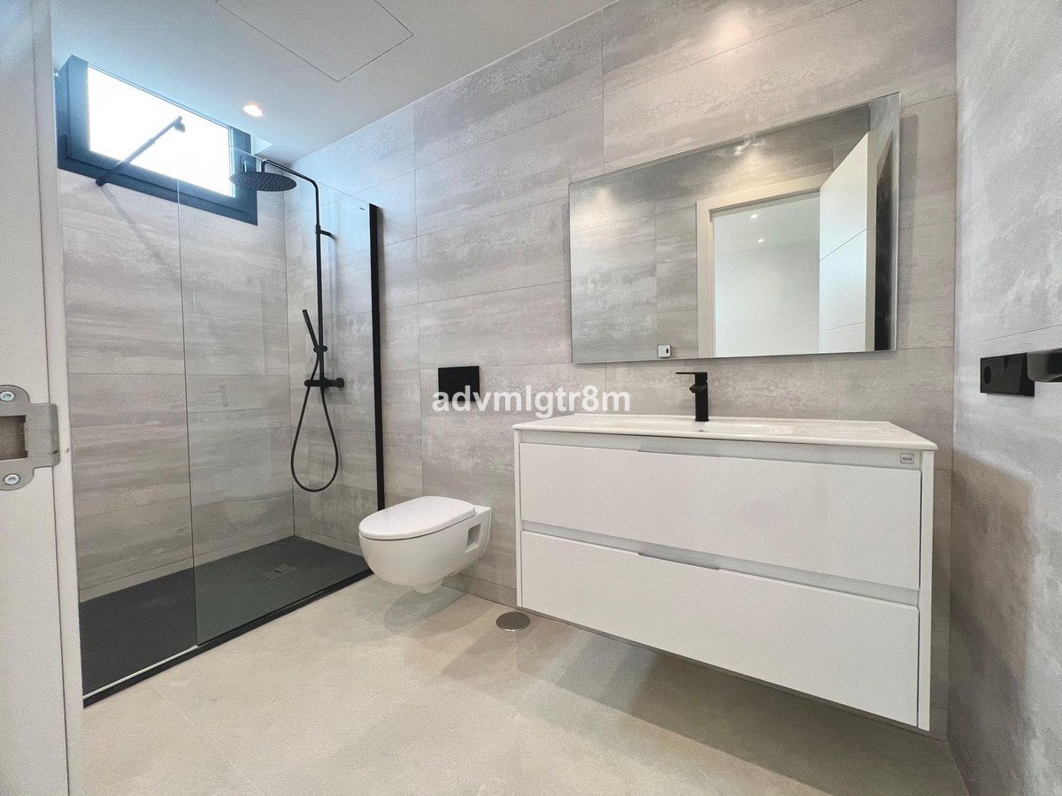 6 Bed Townhouse for sale in Elviria Costa Del Sol, Málaga, Spain