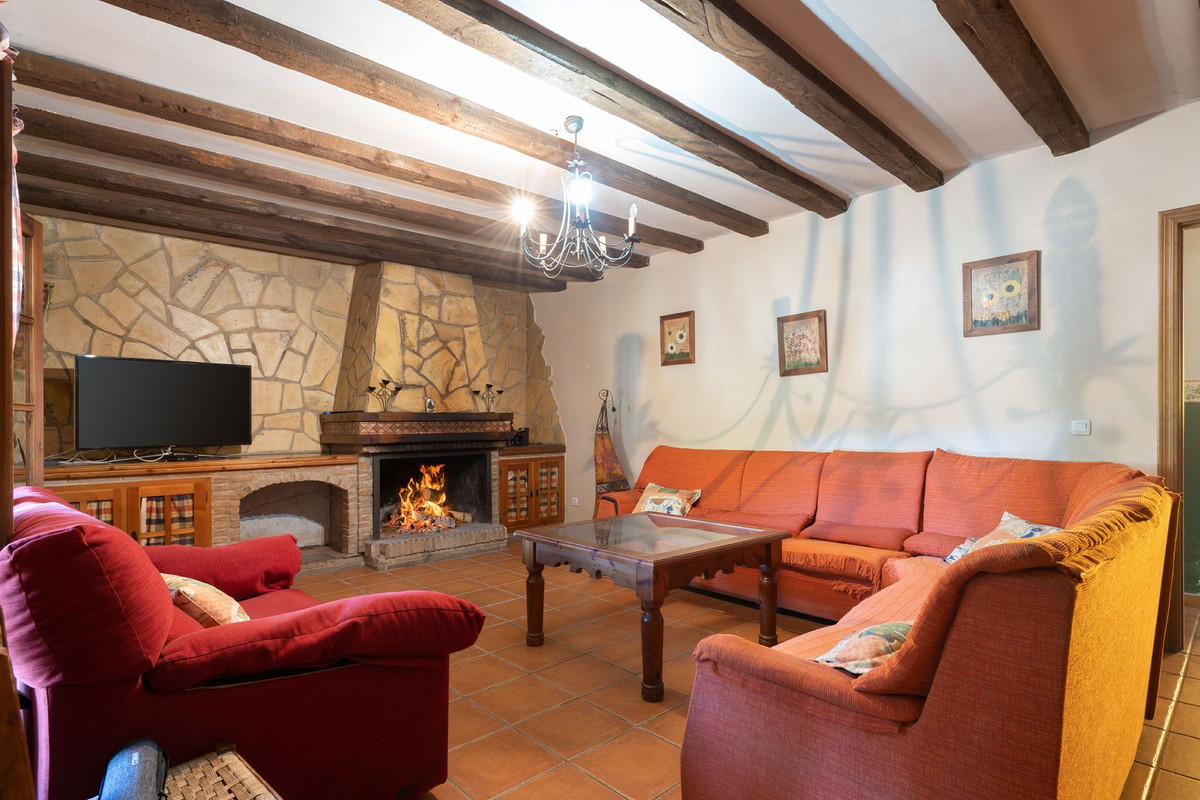 Se vende Finca - Cortijo de 5 dormitorios en Costa Del Sol, Cadiz, España