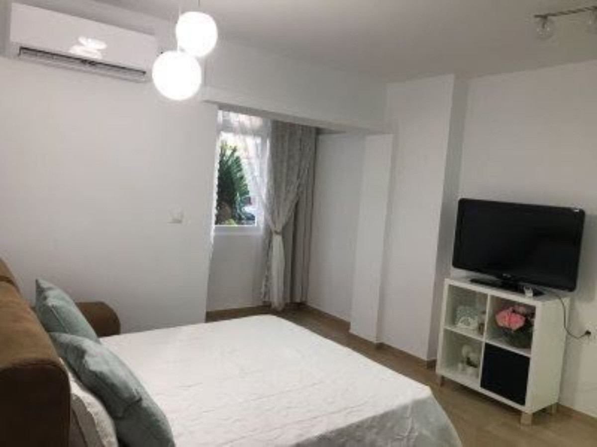 12 Bed Townhouse for sale in Estepona Costa Del Sol, Málaga, Spain