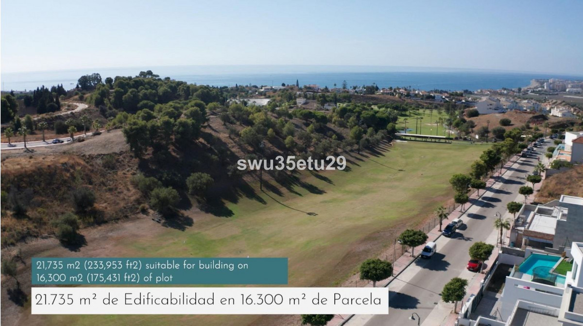 Se vende Terreno Urbano  en Costa Del Sol East, Málaga, España