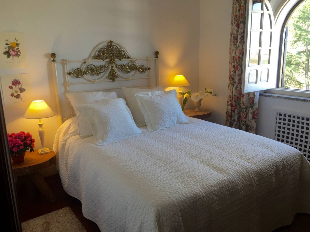 Se vende Finca - Cortijo de 7 dormitorios en Costa Del Sol, Cadiz, España
