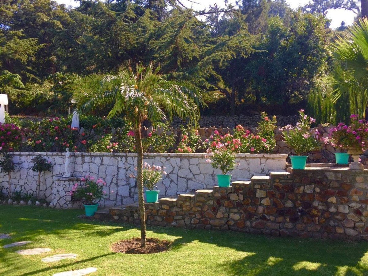 Se vende Finca - Cortijo de 7 dormitorios en Costa Del Sol, Cadiz, España