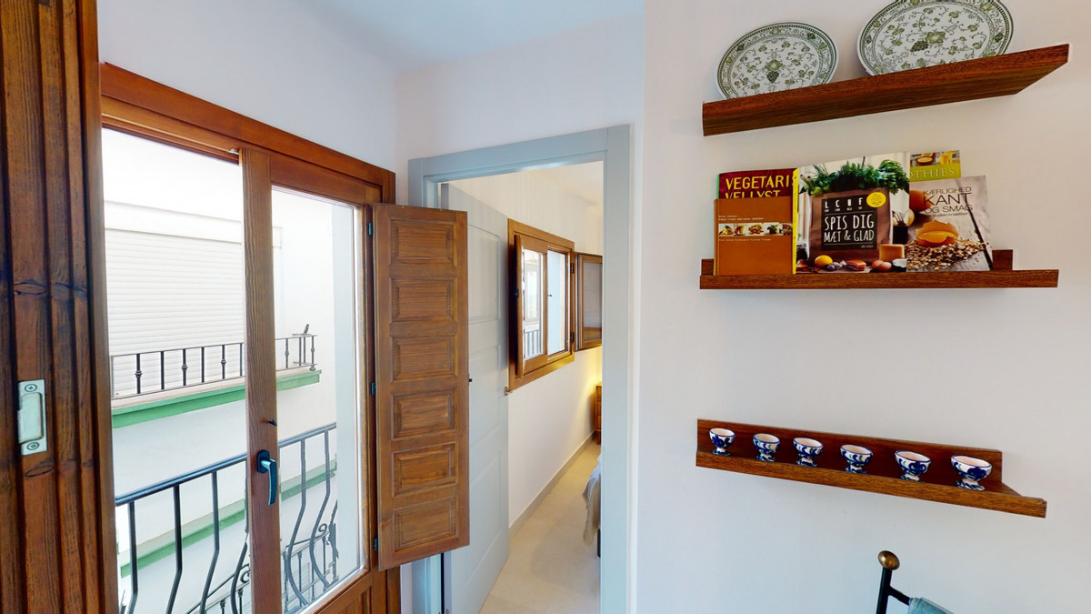 2 Bed Townhouse for sale in Caleta De Vélez Costa Del Sol East, Málaga, Spain