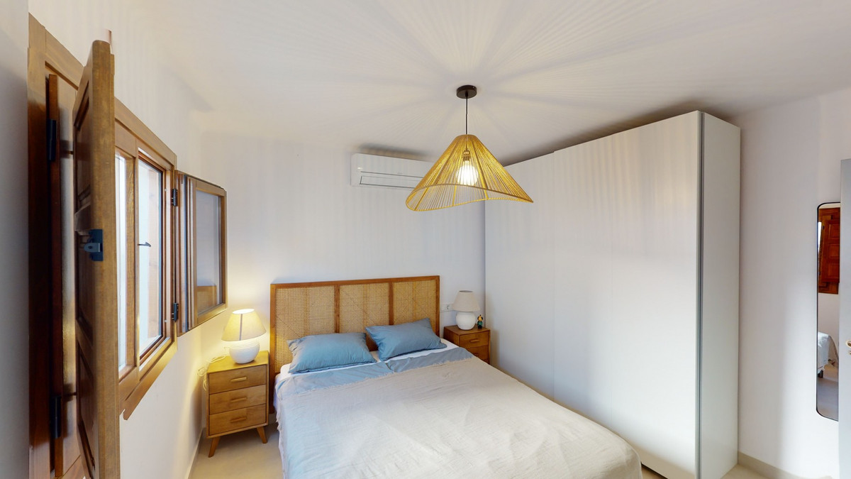 2 Bed Townhouse for sale in Caleta De Vélez Costa Del Sol East, Málaga, Spain