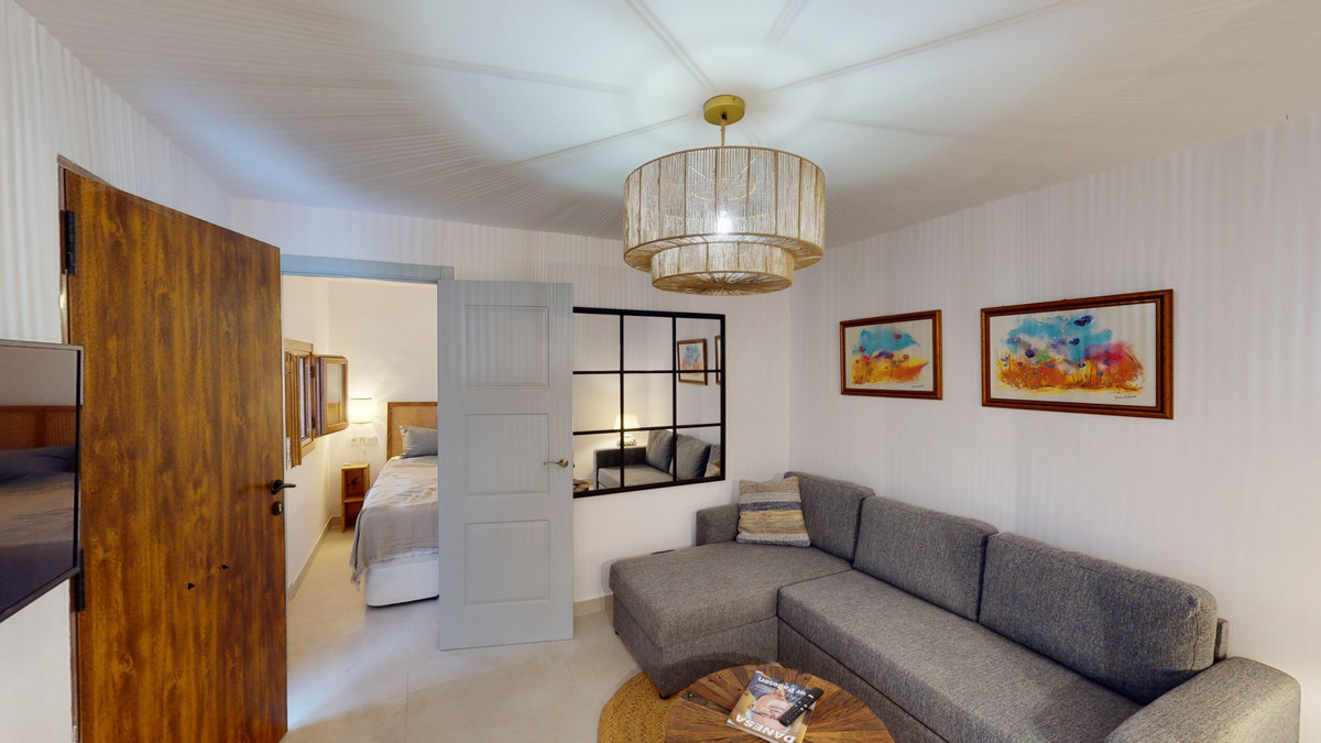 2 Bed Townhouse for sale in Caleta De Vélez Costa Del Sol East, Málaga, Spain