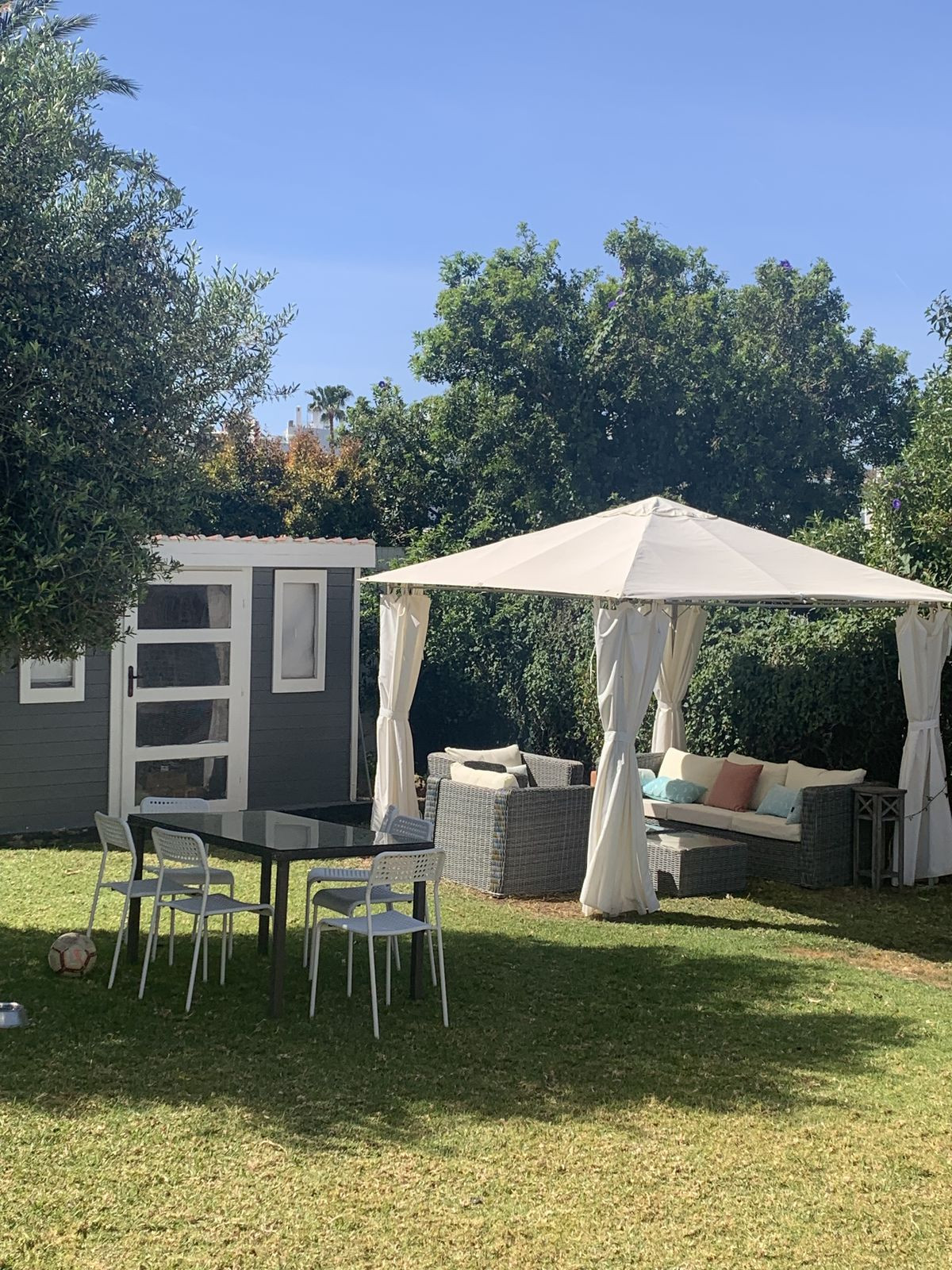 Se vende Villa - Chalet de 5 dormitorios en Costa Del Sol, Málaga, España