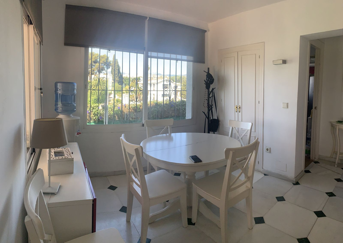 Se vende Villa - Chalet de 5 dormitorios en Costa Del Sol, Málaga, España