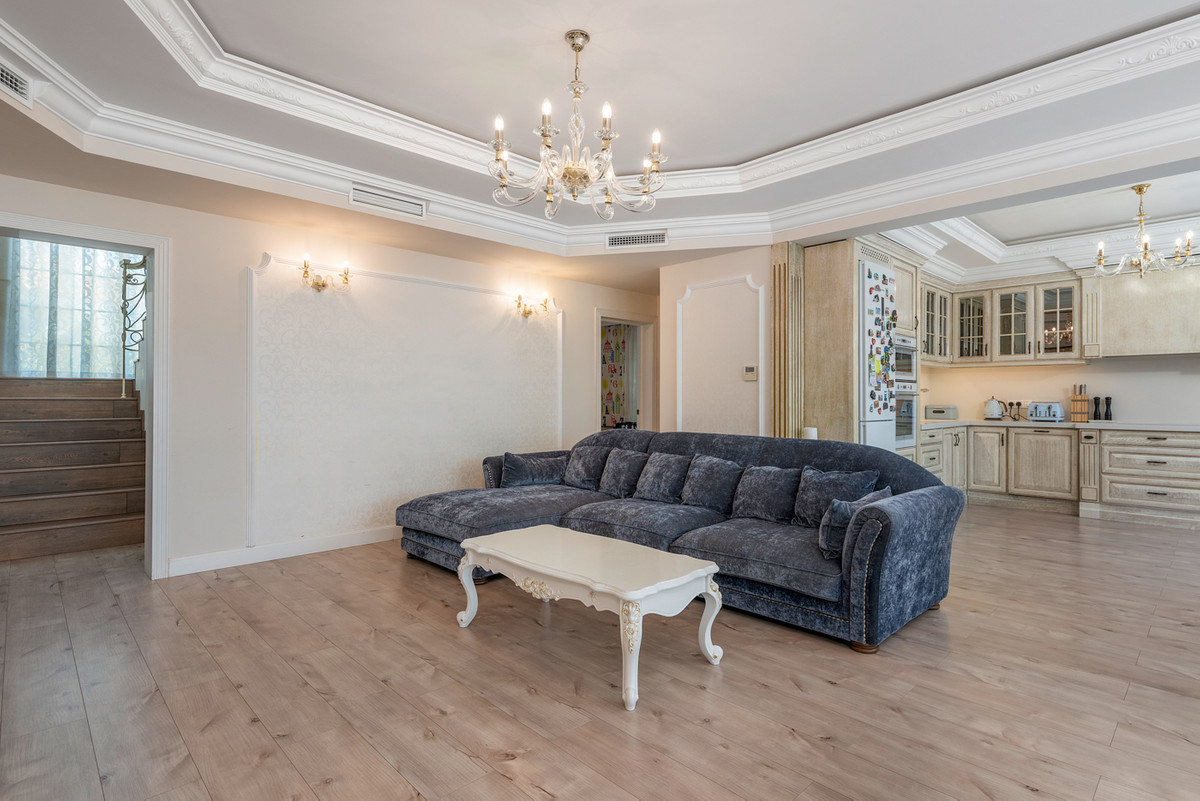 5 Bed Townhouse for sale in Dona Pepa Costa Blanca, Alicante, Spain