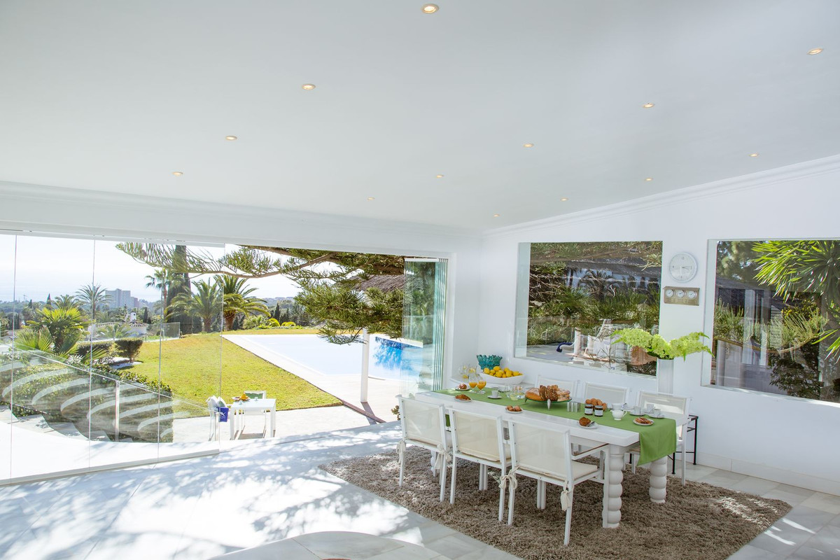 7 Bed Townhouse for sale in Hacienda Las Chapas Costa Del Sol, Málaga, Spain