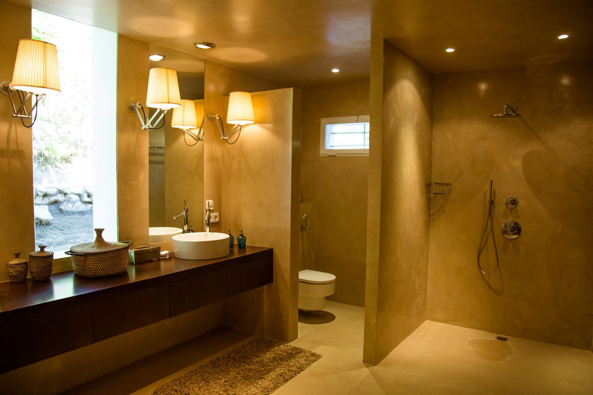 7 Bed Townhouse for sale in Hacienda Las Chapas Costa Del Sol, Málaga, Spain