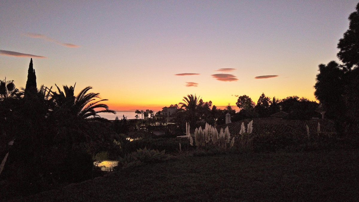 7 Bed Townhouse for sale in Hacienda Las Chapas Costa Del Sol, Málaga, Spain