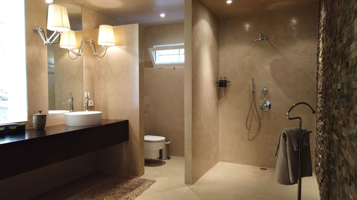 7 Bed Townhouse for sale in Hacienda Las Chapas Costa Del Sol, Málaga, Spain