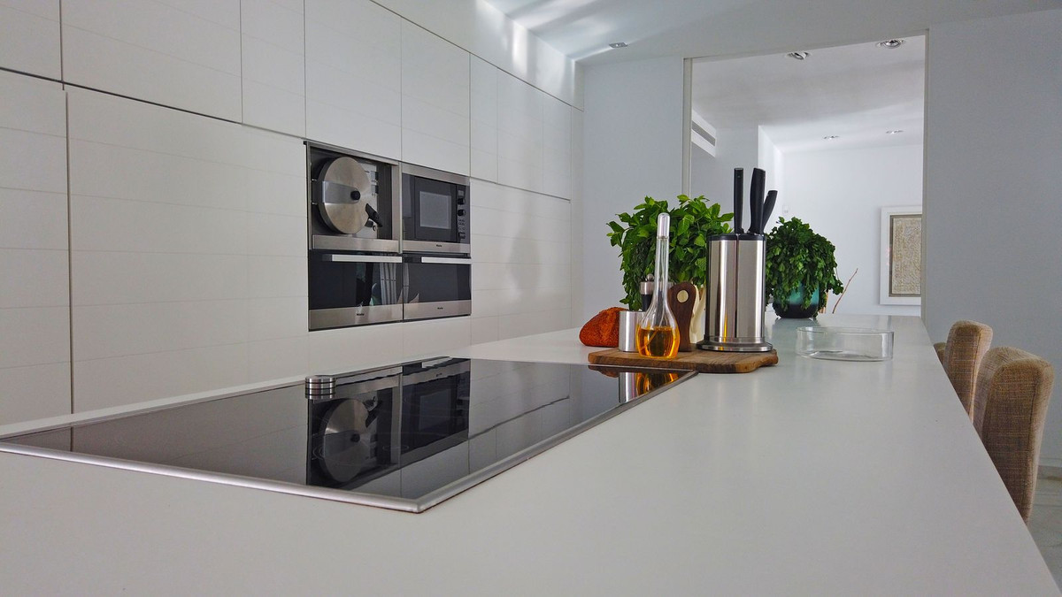 7 Bed Townhouse for sale in Hacienda Las Chapas Costa Del Sol, Málaga, Spain